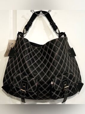 🖤NEW Hype Leather Quilted XL Large Black Shoulder Bag Gold Trim Buckle Pockets